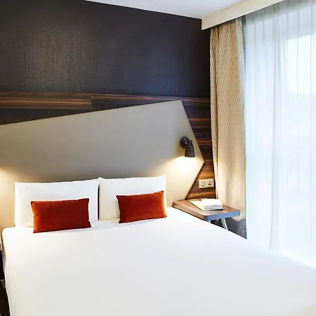 Aparthotel Adagio Royal Mile 4*