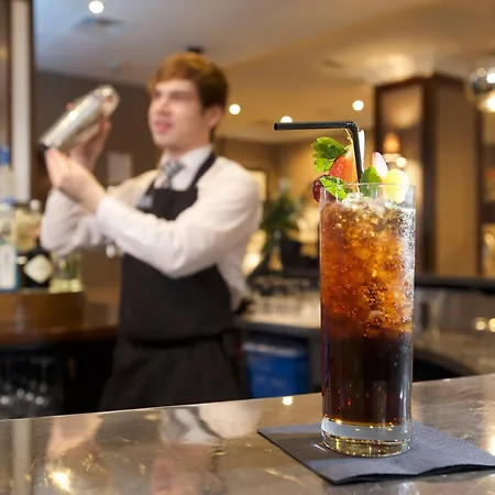 Отель Marriott Holyrood 4*