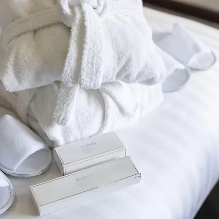 Marriott Holyrood Отель Эдинбург