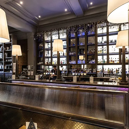 Otel The On The Mile