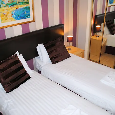 Edinburgh Aparthotel Apart Otel