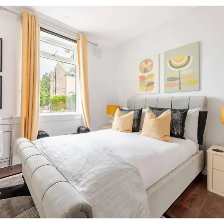 Elegant Flat In A Serene Neighbourhood