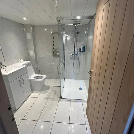 Fantastic 1 Bed In Heart Of * Edinburgh