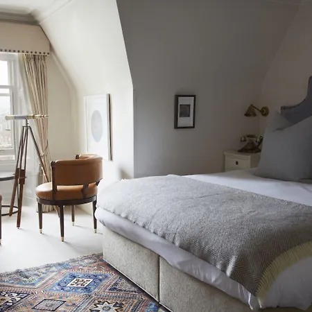 The Roseate - Small Luxury Of The World 5*