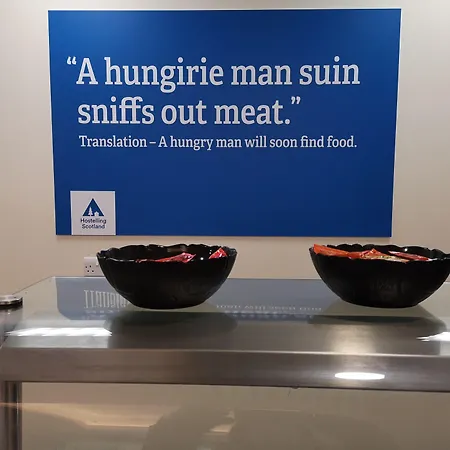 Edinburgh Central Accommodation Hostel *