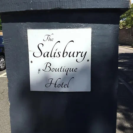 The Salisbury 4*