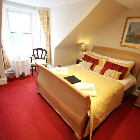 The Sandaig 4*