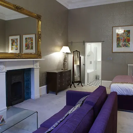 24 Royal Terrace 4* Edinburgh