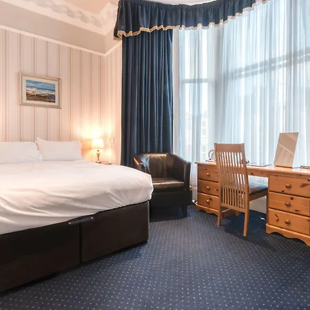 酒店 多尼亚同乐会酒店