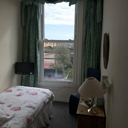 招待所 Dorstan House