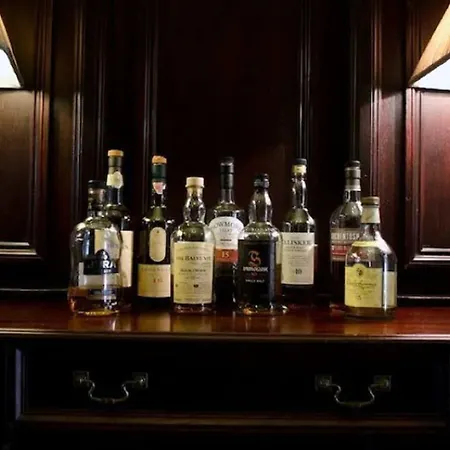 מלון The Parliament House 3*