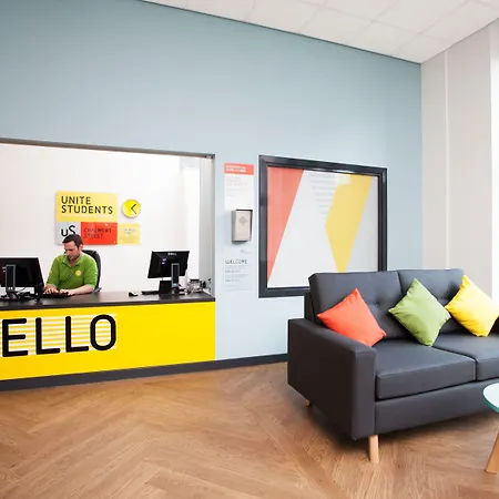 Unite Students - Chalmers Street - The Meadows Aparthotel Edimburgo