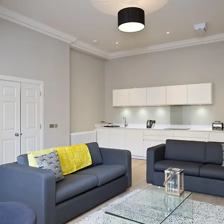 Destiny Scotland - Hill Street Apartment Edinburgh