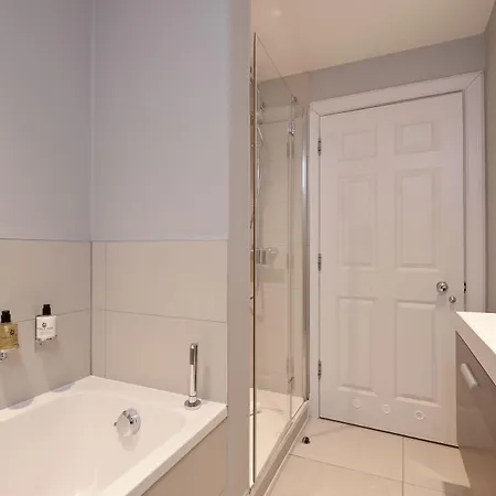 Destiny Scotland - Hill Street *