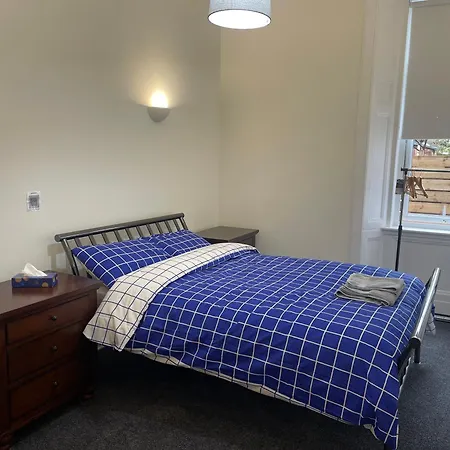 Entire Victorian House 2br - 4 Guests * Edinburgh