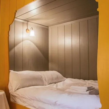 The Pavilion At Lamb's House Edinburgh