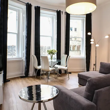 爱丁堡城堡公寓酒店 4*