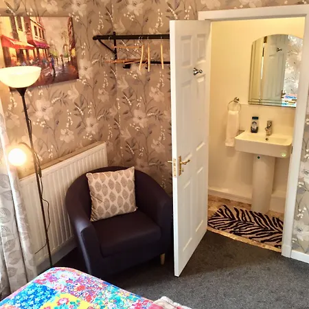 16 Pilrig Edinburgh
