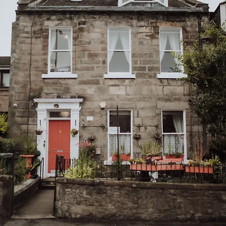 16 Pilrig 3*