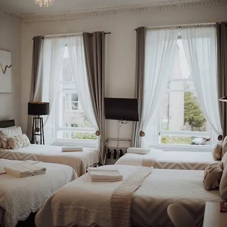 16 Pilrig לינה וארוחת בוקר