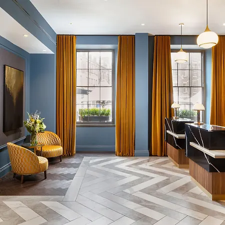 Otel Courtyard By Marriott 4*