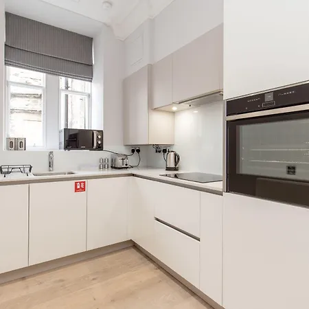 Destiny Scotland - Chisholm Hunter Appartement *