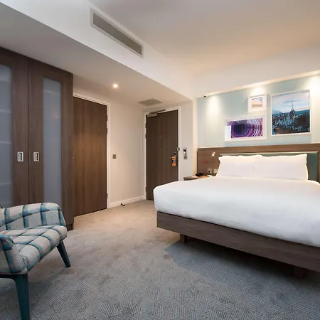 Hotel Hampton By Hilton West End