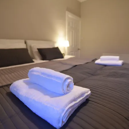 Meadowbank House Luxury דירה