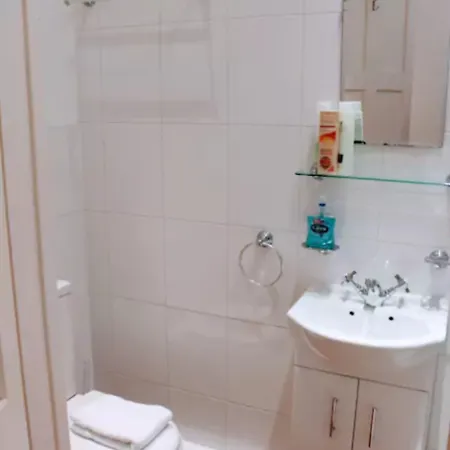 Traditional Oer The Meadows Apartament *