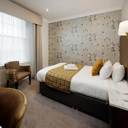 New Town מלון 4*