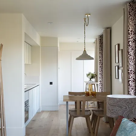 Abbey Apartments, At Holyrood Edinburgh