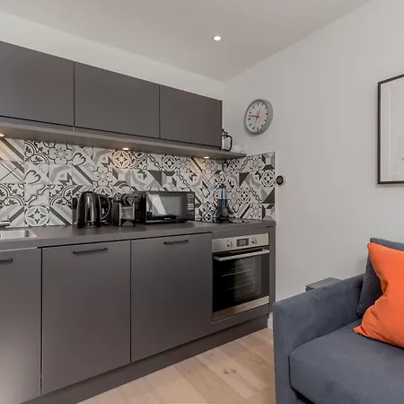 Destiny Scotland Market Street * Edimburgo