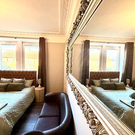 Immanuel House - Modern Luxury Victorian 1872 - Free Parking & Superfast Fibre Optic Wifi Lägenhet Edinburg