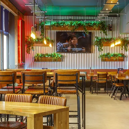 Hostel Kick Ass Greyfriars (adults Only)