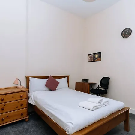 Bright High-ceiling 2bd Flat - Edinburgh! *