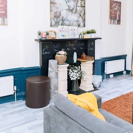 Bright High-ceiling 2bd Flat - Edinburgh! Edinburgh