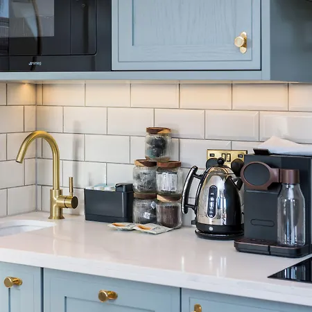 Righ Residences - George Street