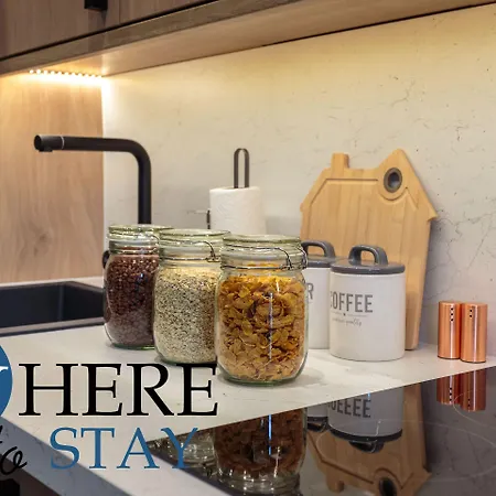 Stylish 2bed Underneath Castle Lejlighed