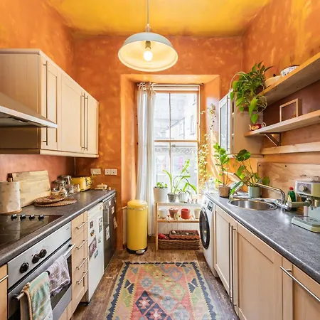 1 Bed - 10 Min Walk To Castle * אדינבורו