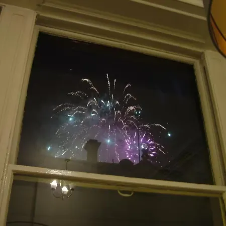 Lejlighed Great Location! 2bd,2 Bath In Centre Of Edinburgh