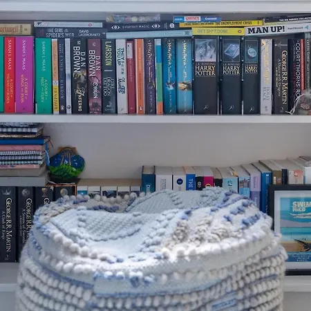 Charming Georgian - Steps To Tram & Centre Διαμέρισμα *