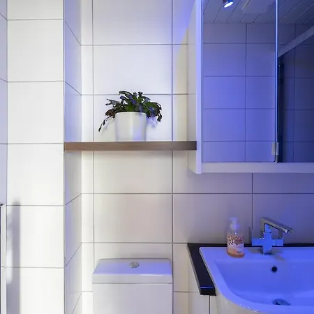 Charming Georgian - Steps To Tram & Centre