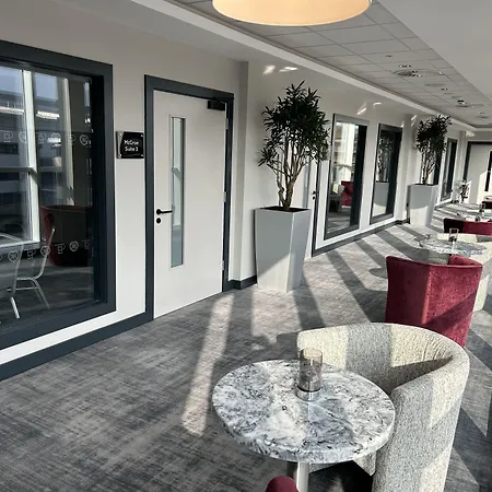 Tynecastle Park Ξενοδοχείο 4*