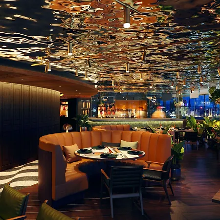 Hotel W 5*
