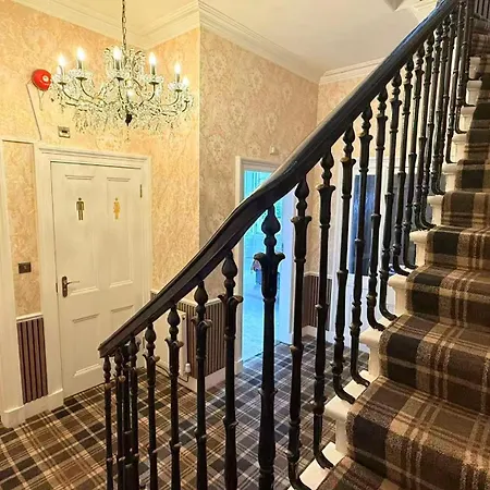 Guest house Armadillo Guest House- Adults Only