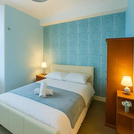 Hymarket 2bed Modern Daire