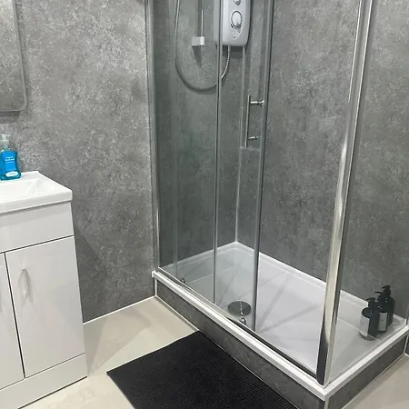 3 Bedroom Centre * Edinburgh