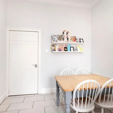 Apartmán Chic And Stylish 2-bedroom Near Centre *