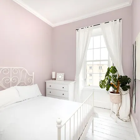 Lejlighed Chic And Stylish 2-bedroom Near Centre