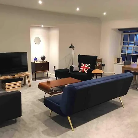 Modern Loft Style In Converted Church Edinburgh